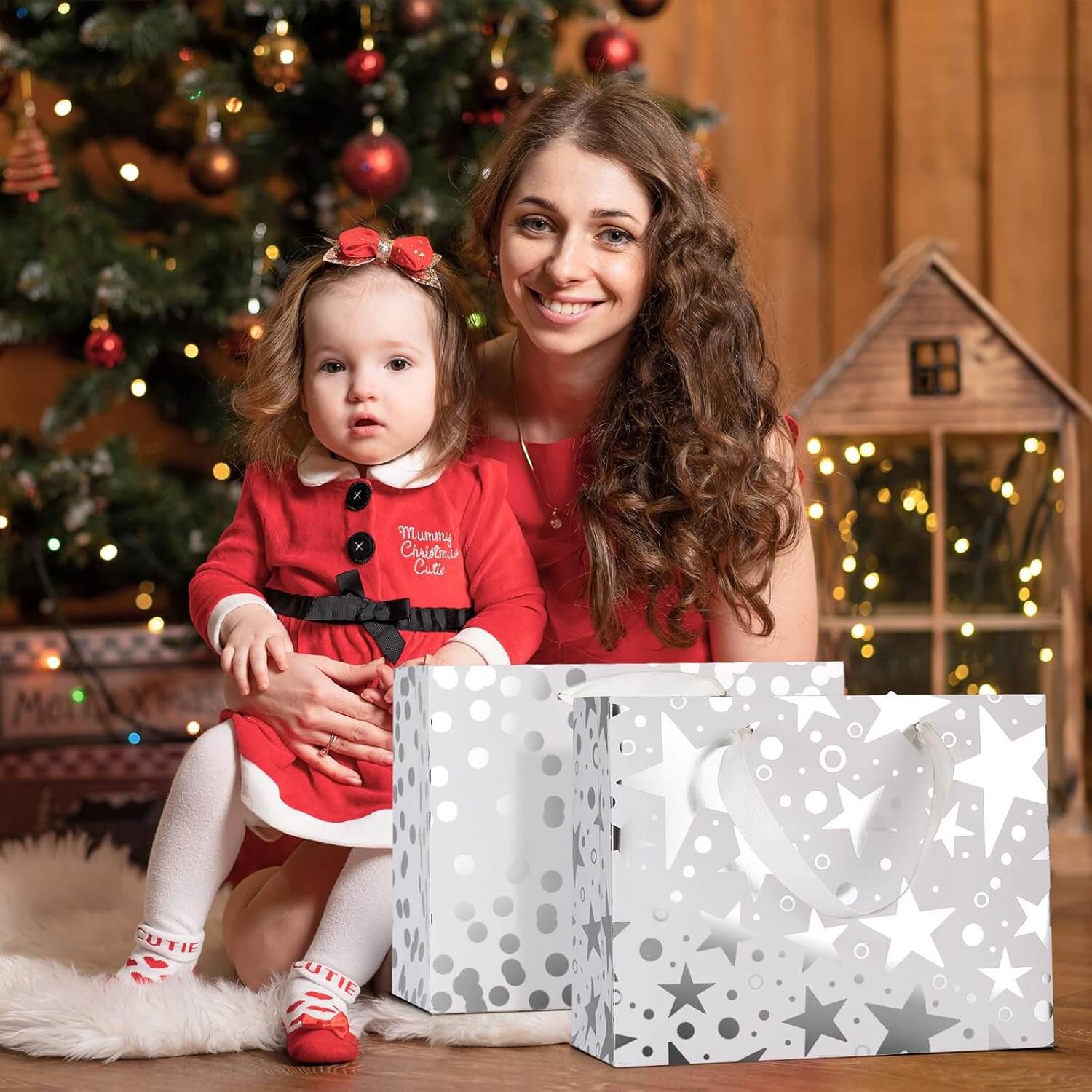 Christmas Gift Bags for Gift Wrapping Medium Size Pack of 12 Posh Paper